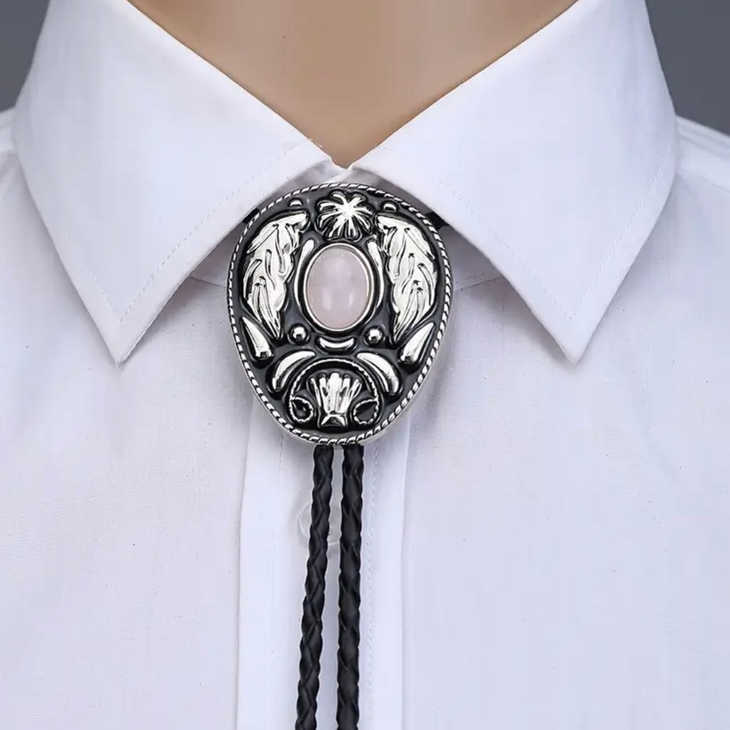 New Vintage Style Bolo Tie Men’s Western Leaf Design Rustic Fashion Accessory